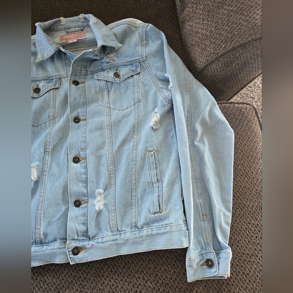 Brooklyn Denim Distressed Jacket Men Sz M Blue Long Sleeve ButtonUp Jean… - Picture 3 of 15